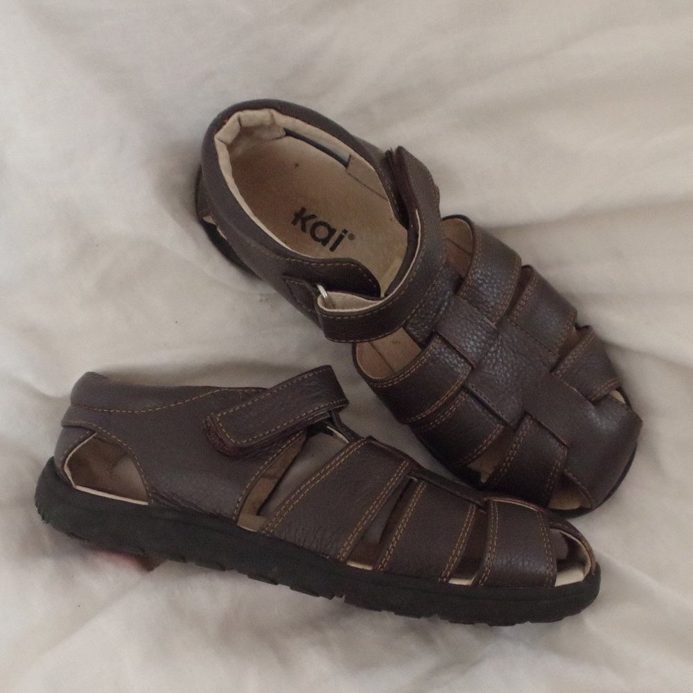 See Kai Run boys "Dillon" Leather Fisherman sandal